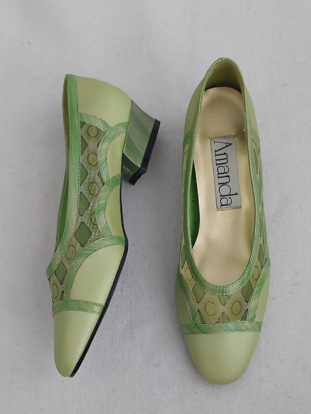 AMANDA Green Patterned Low Heel Womens Pump NWOT